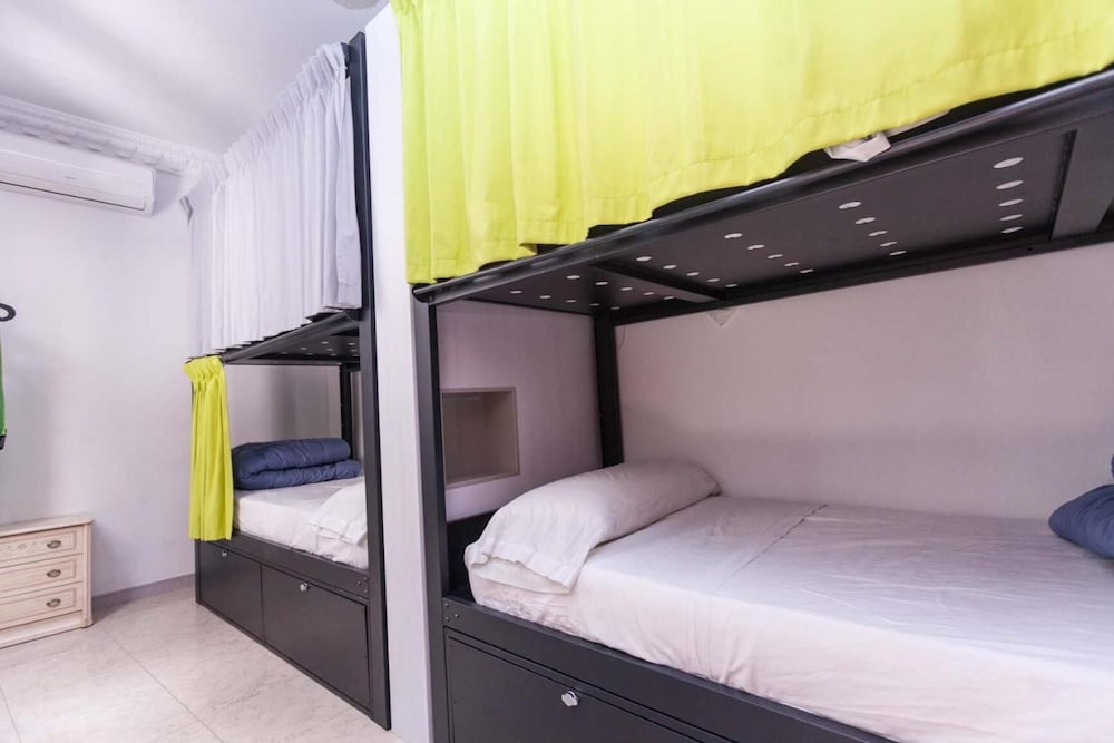Hostel One Catedral 15/45