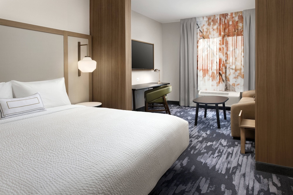 Fairfield Inn & Suites By Marriott Denver Tech Center North. 9/41