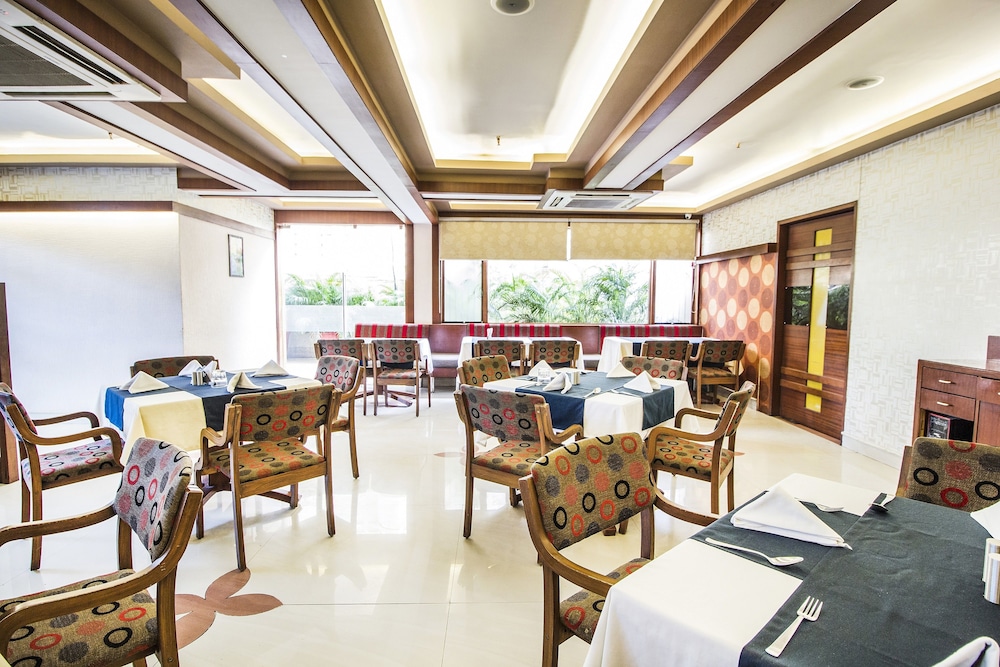 AMRIT RESIDENCY 25/31
