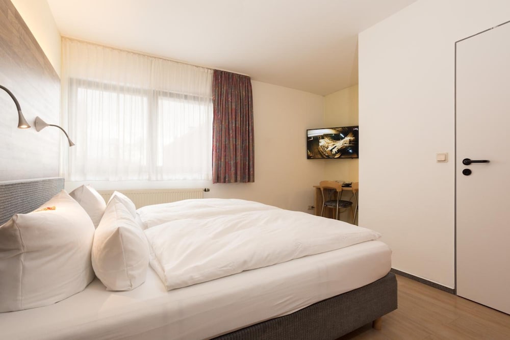 Hotel Hansen 16/41