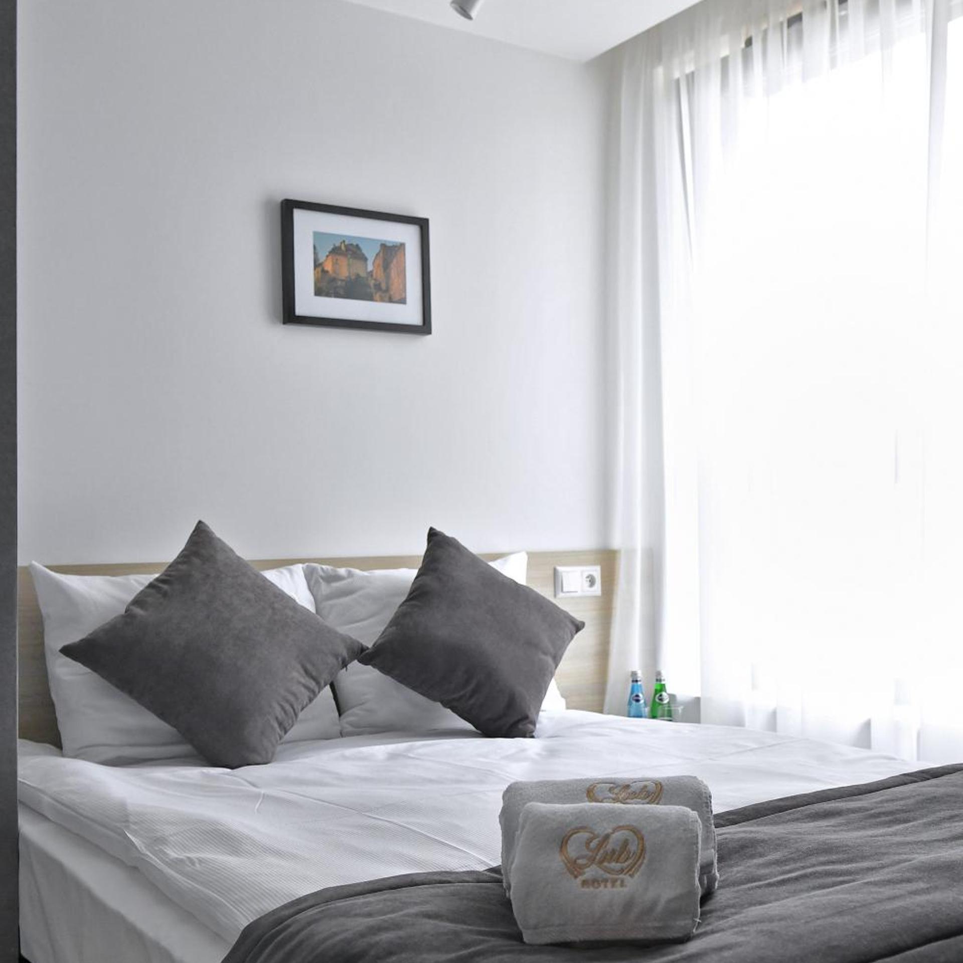 غرفة اقتصادية مفردة، Lubhotel 4/8