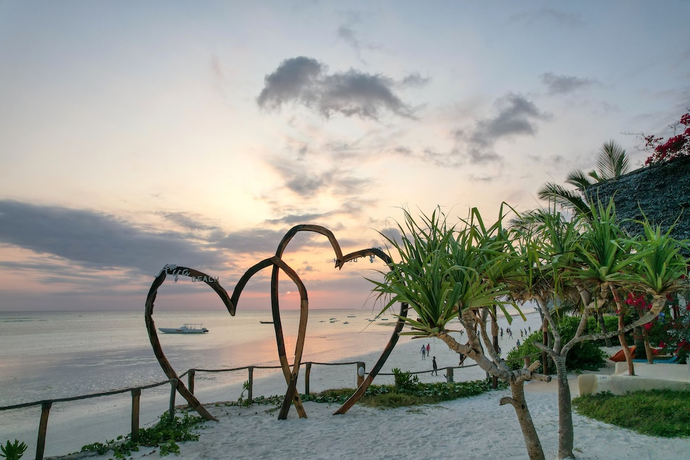 Aya Beach Bungalows 35/50