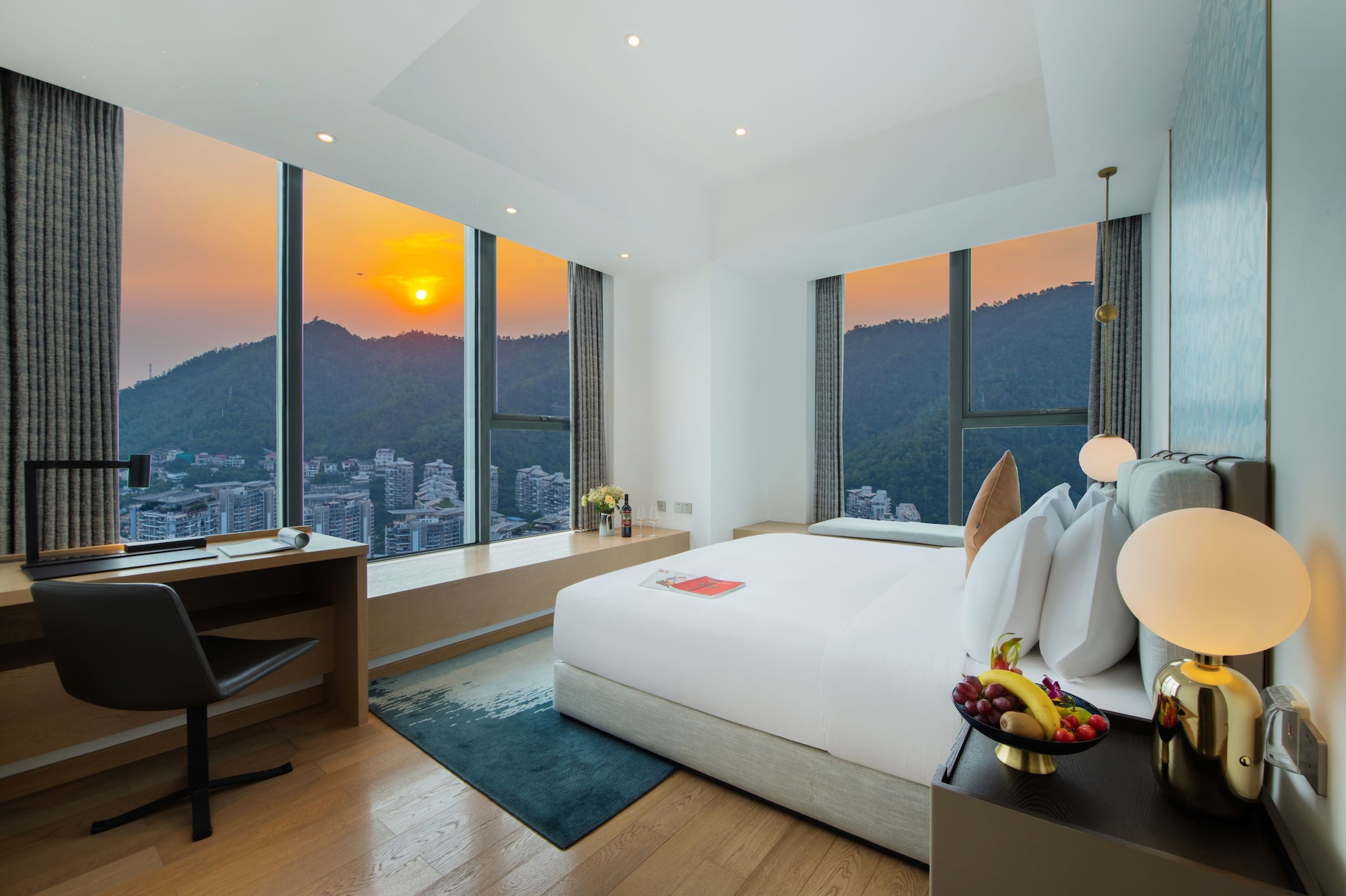 2 BEDROOMS, PREMIER, APARTMENT, CITY VIEW