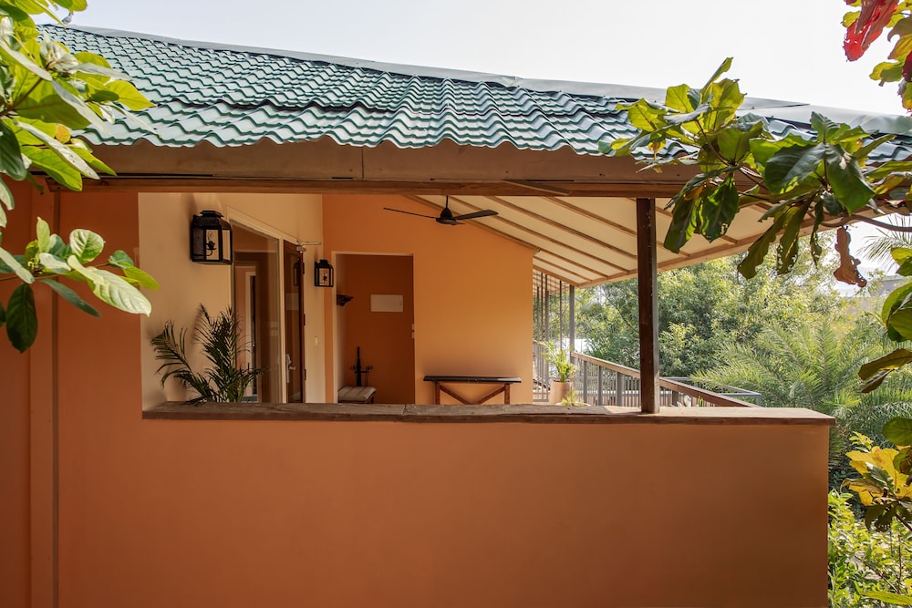 Taj Sawai Ranthambore 6/59
