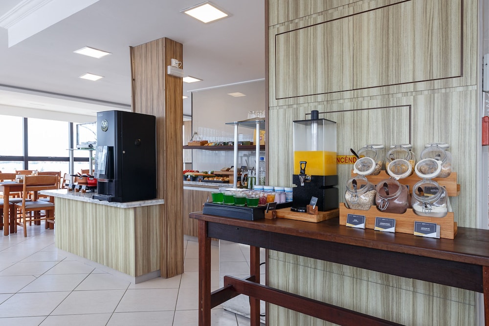 Slim Hotel Sao Jose Zion 52/64