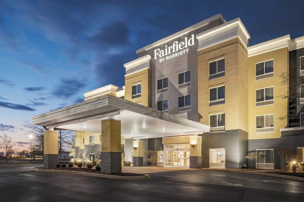 Fairfield Inn Suites By Marriott Louisville East 3/50