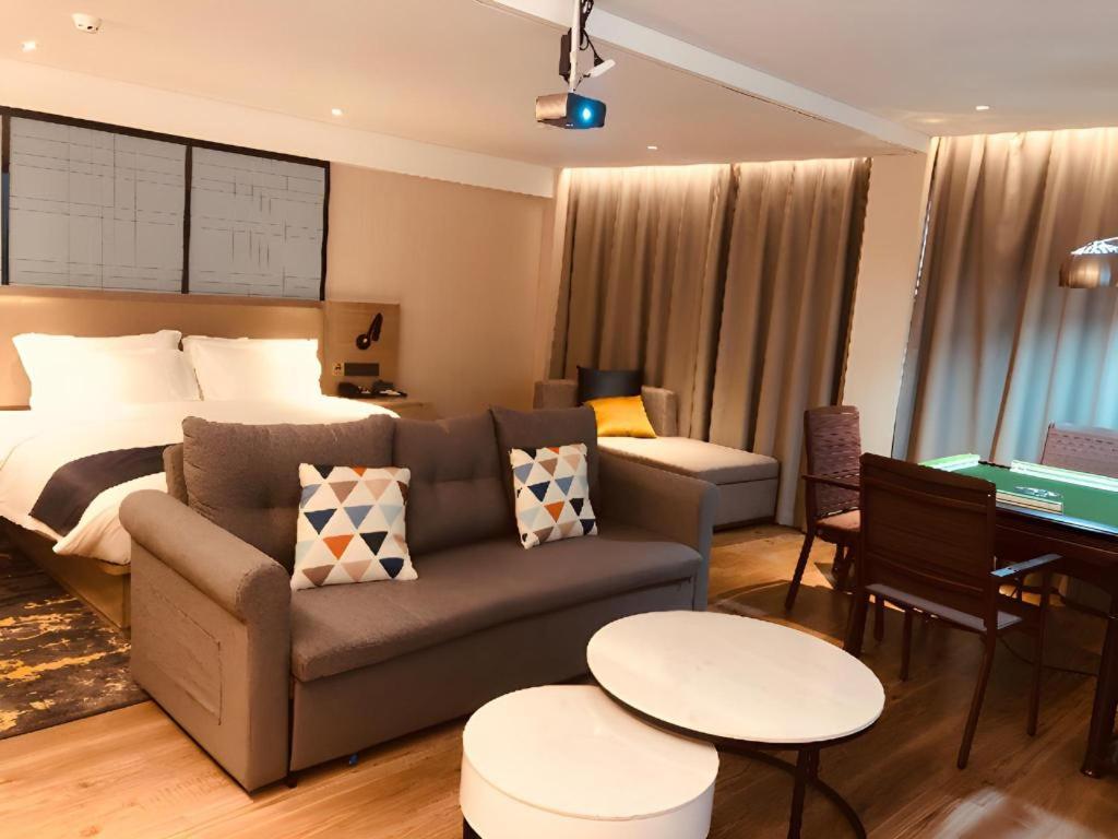 Echarm Hotel (Wuhan Huangpi) 57/70