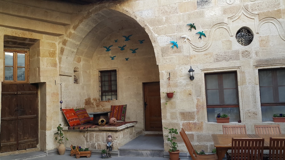Has Cave Konak 14/36