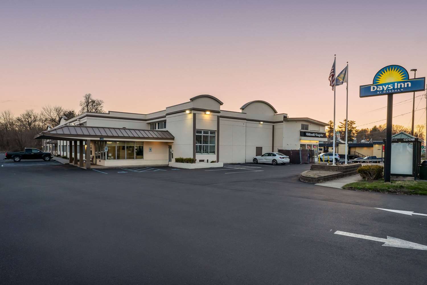 Days Inn By Wyndham Albany Suny 3/12