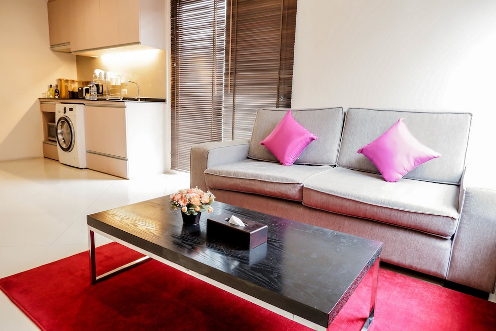 Park Village Rama II 28/50