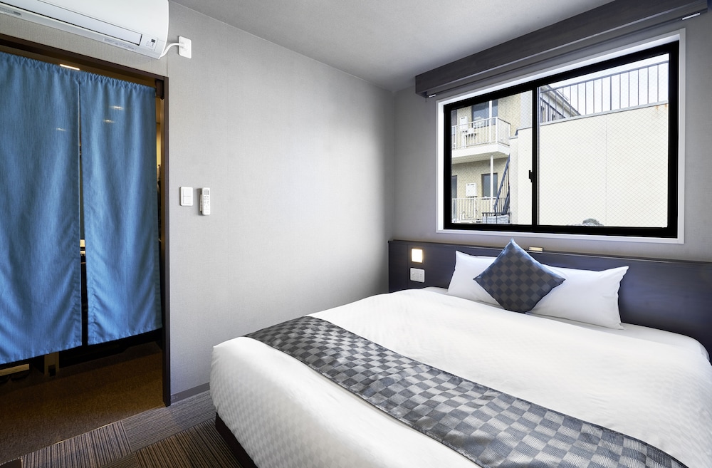 STANDARD, DOUBLE BED