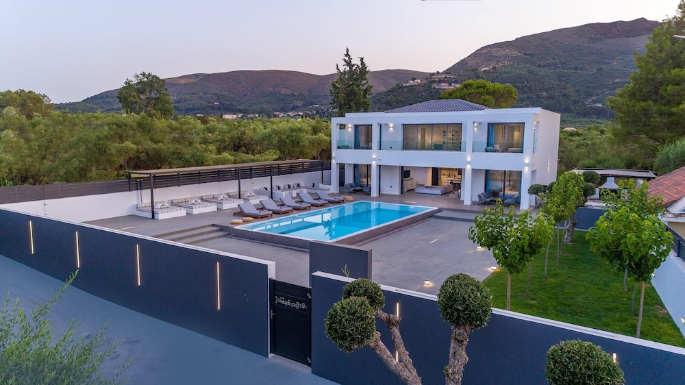 Divine Villa Zakynthos 5/27
