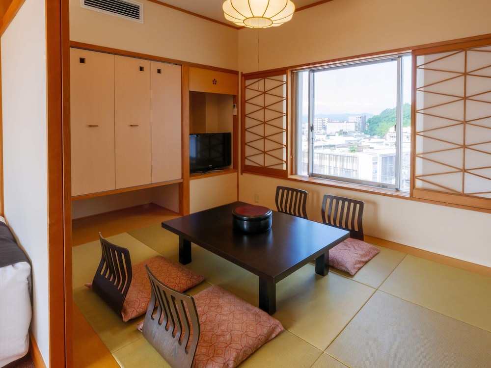 Apa Hotel Miyazaki Nobeoka Ekimae 46/65