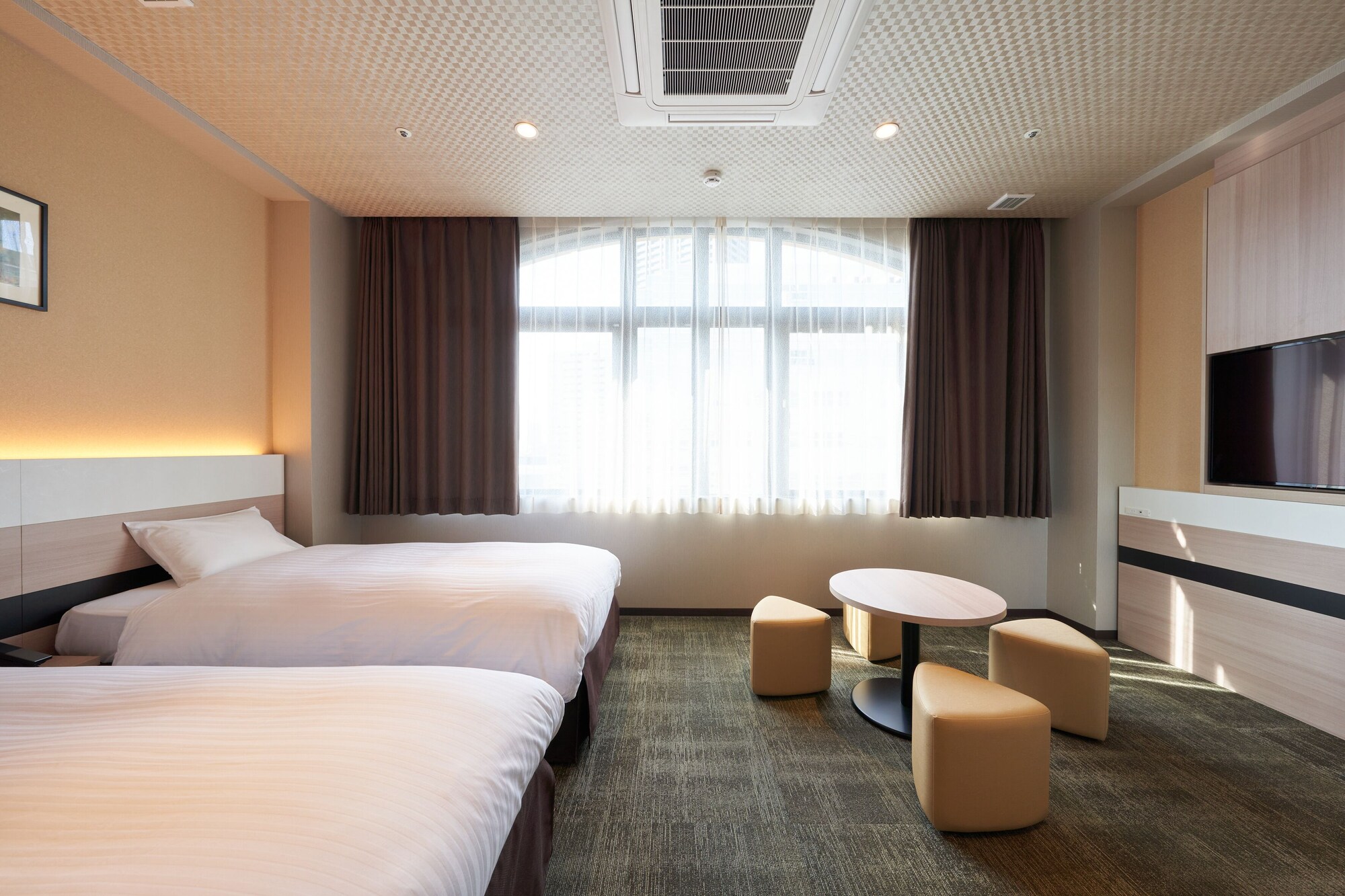 Family, 1 Murphy and 4 Single Beds, Murphy Bed