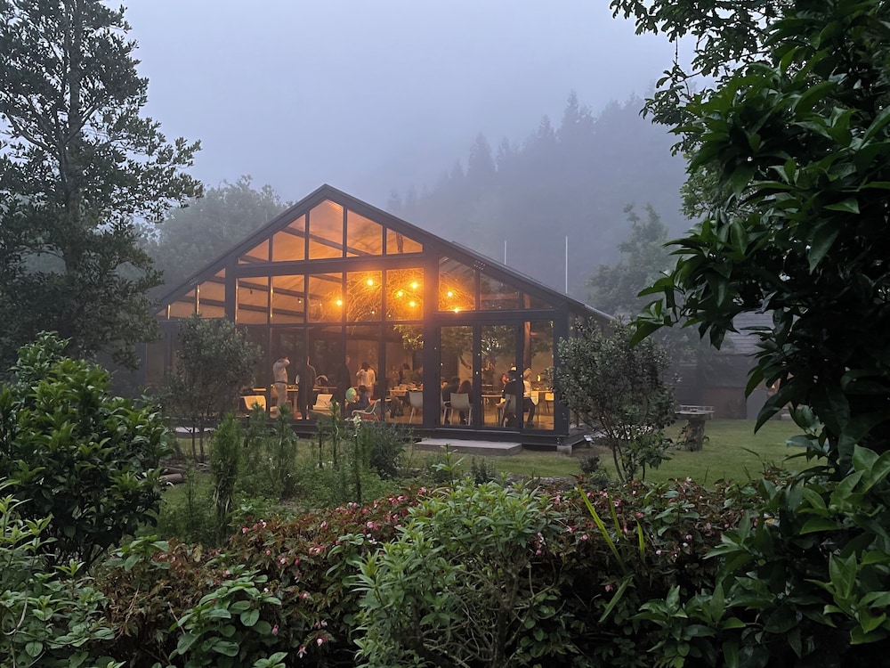 Furnas Lake Villas 2/73