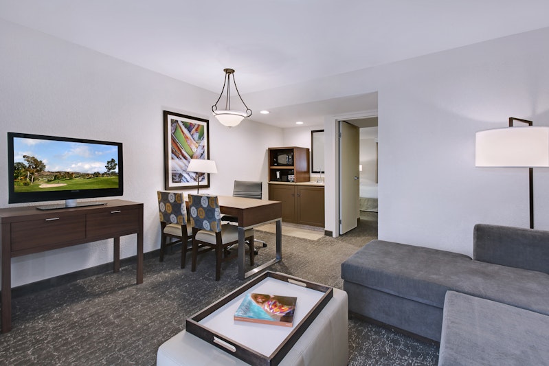 Embassy Suites Hotel Palm Desert 25/34