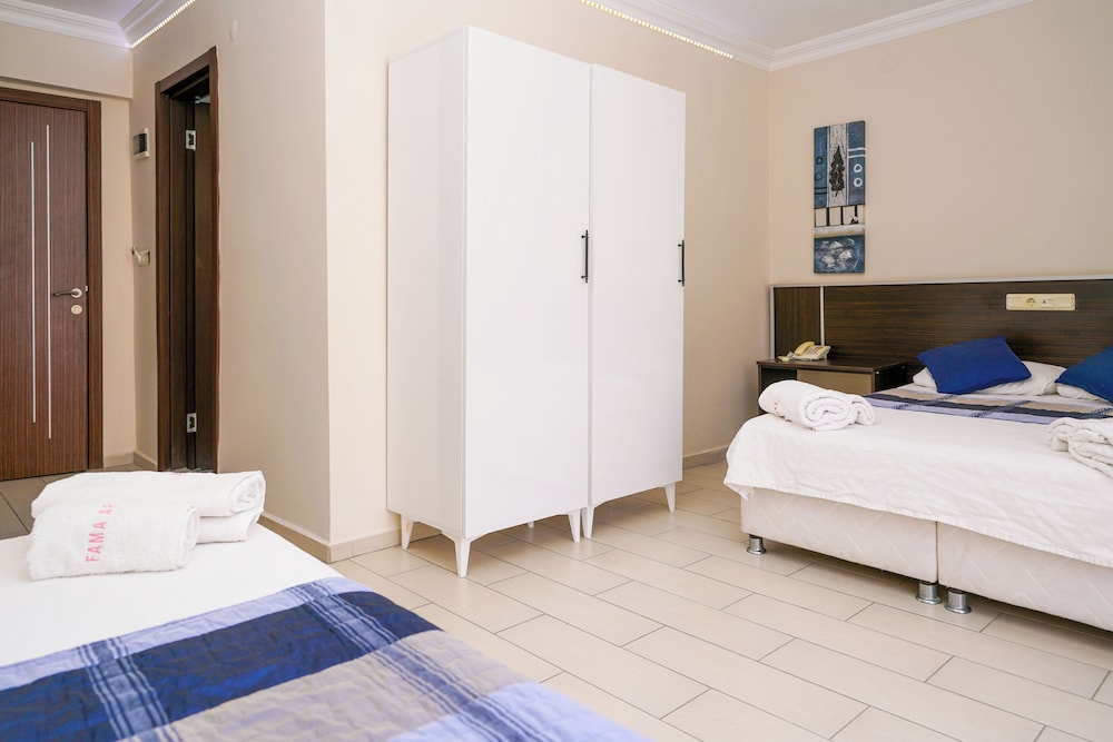 Aristo Hotel 28/55