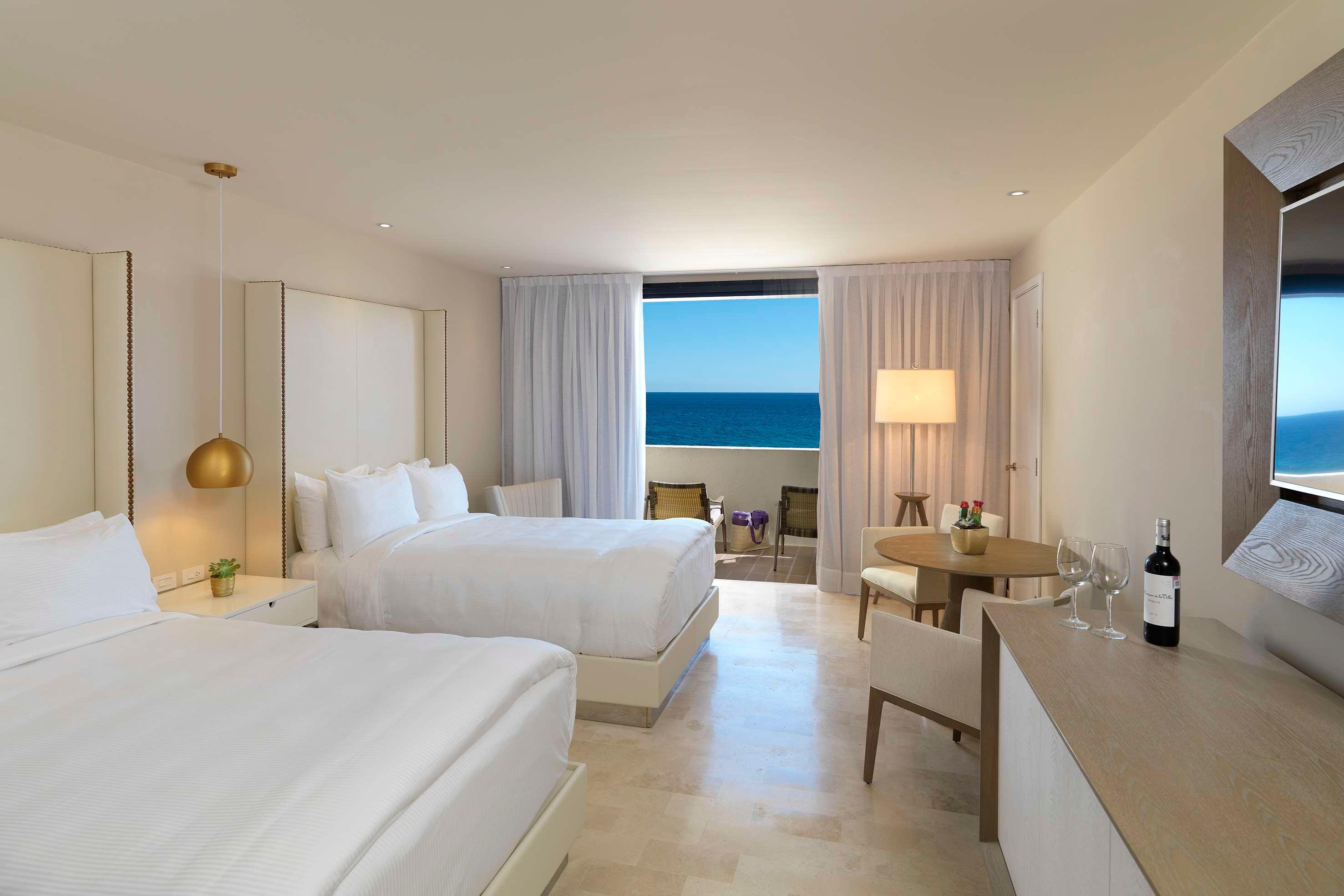 Suite, Ocean Front