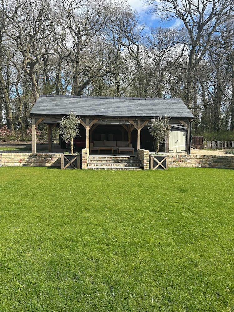 Bridleway Bed And Breakfast 38/50