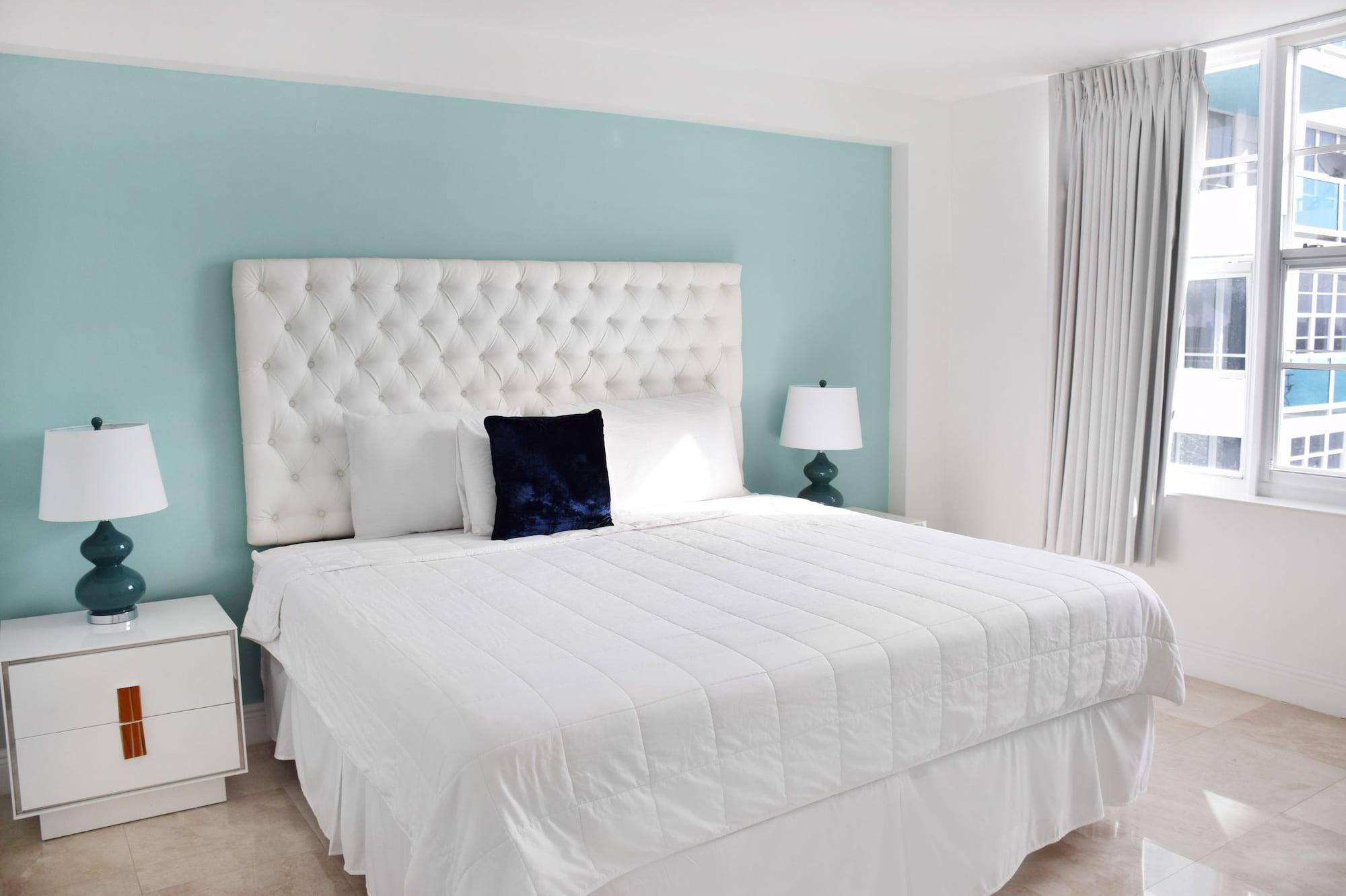 2 Bedrooms, Deluxe, Suite, City View, 2 Bathrooms