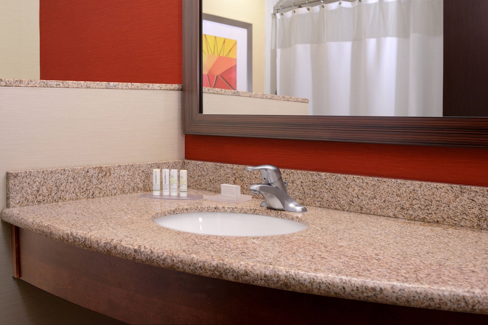 Courtyard by Marriott Galveston Island 48/50