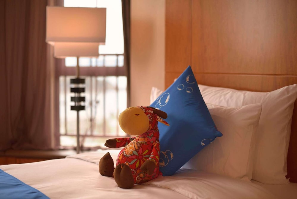 WYNDHAM GRAND XIAMEN HAICANG 30/50