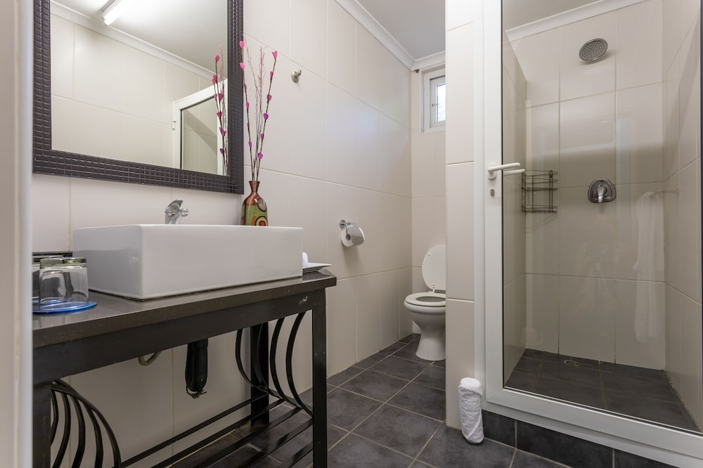 Fallsway Apartments Louden Court 24/24