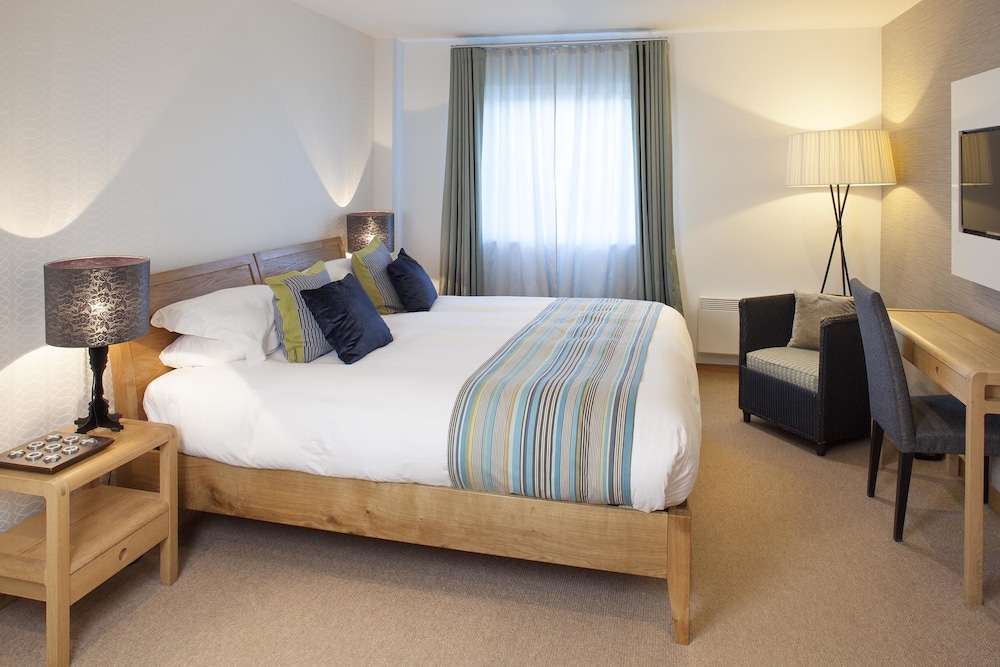 St Moritz Hotel 8/50