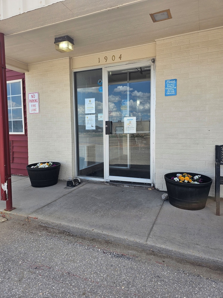 1st Choice Inn Rawlins 54/60