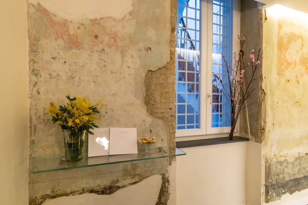 Santa Chiara Inn 8/46