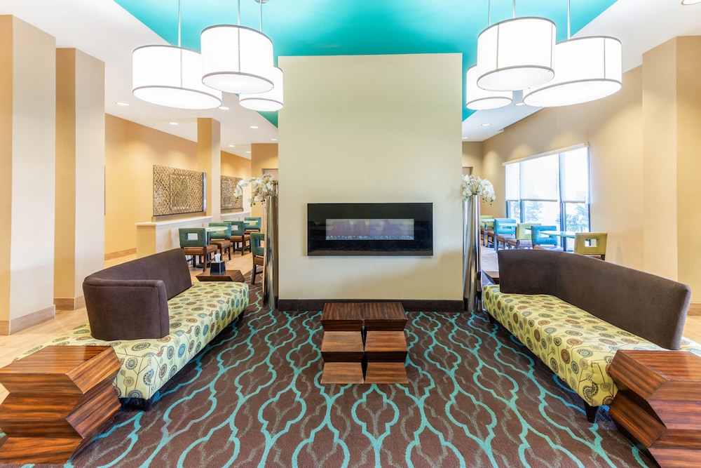 La Quinta Inn And Suites Carlsbad 33/59