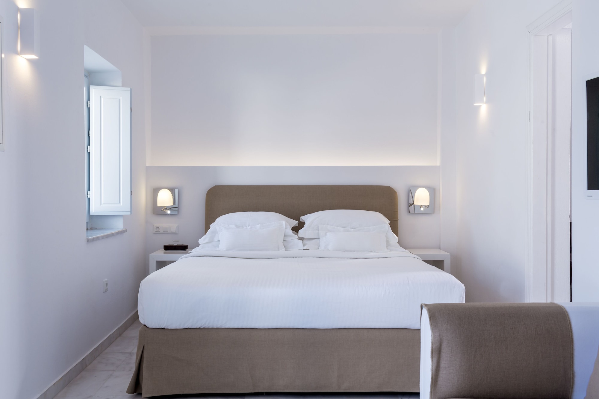 Honeymoon, Suite, King Bed, Plunge Pool