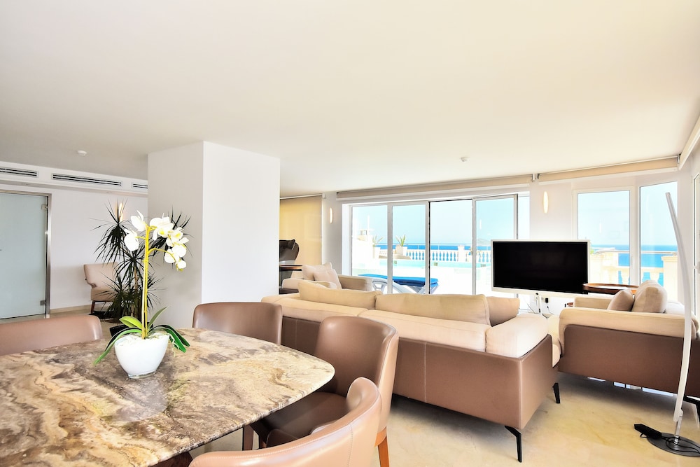 Aparthotel Ola Blanca 24/50