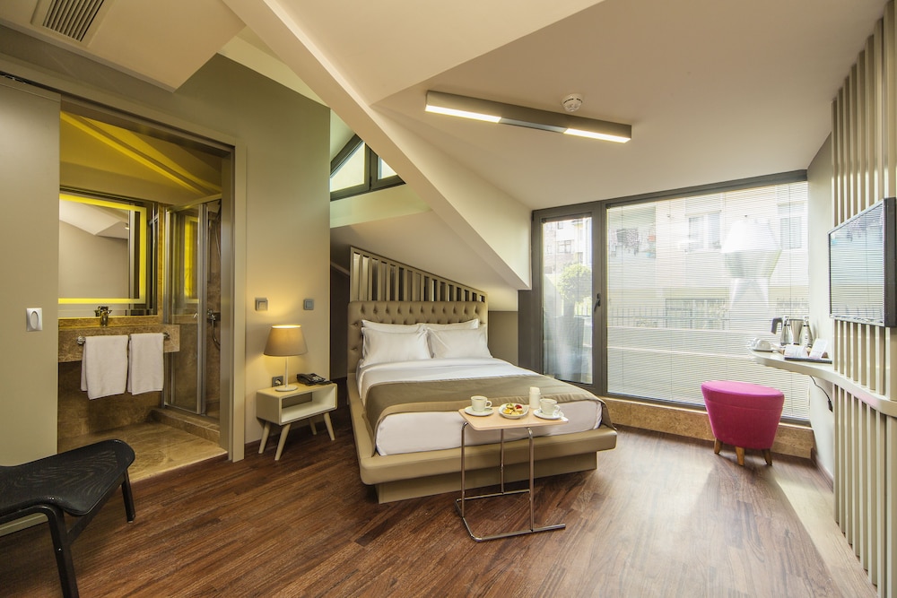 The City Suites 21/61