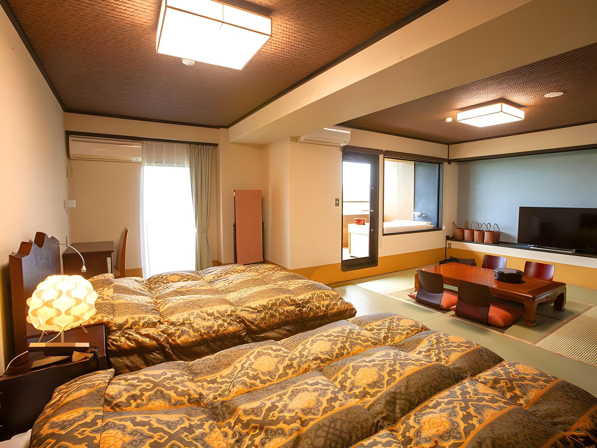Semi Room, Japanese Western, 2 Semi Double Beds, River View, Bathtub