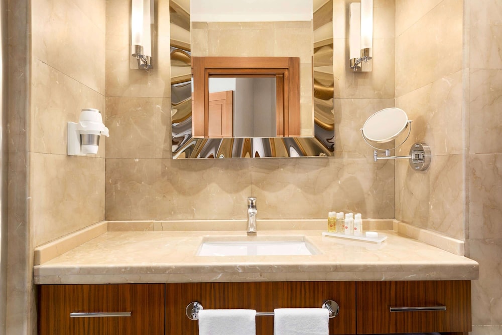 Days Hotel by Wyndham Istanbul Maltepe 63/69