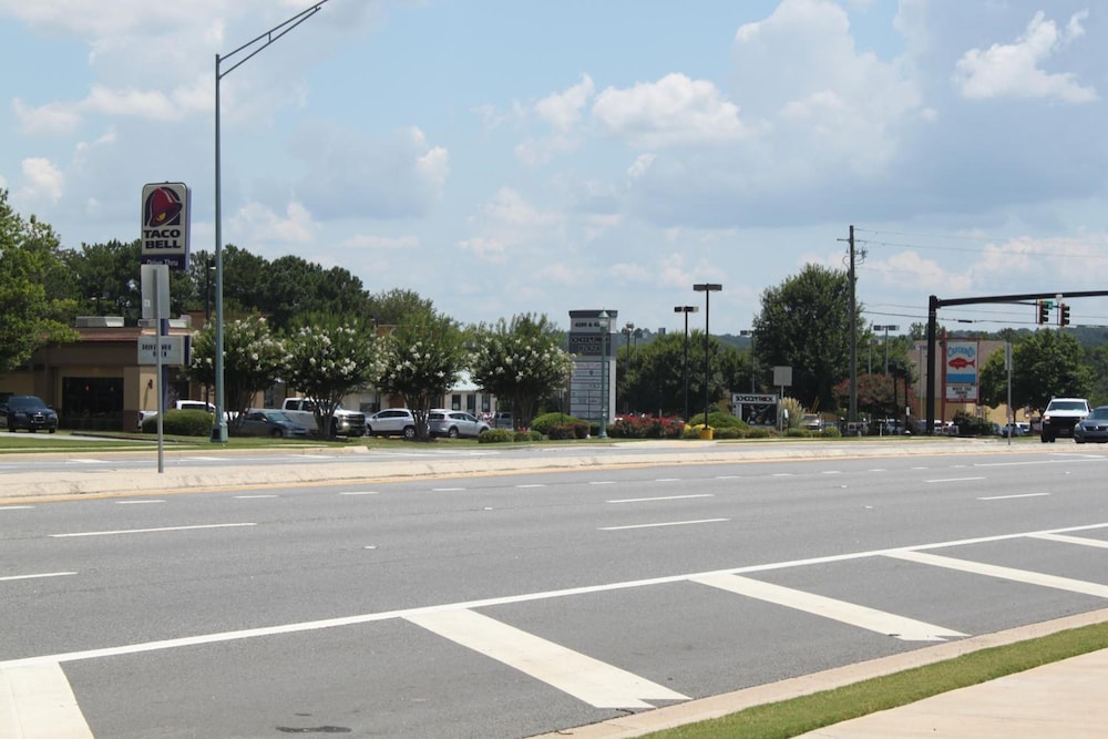 Travel Inn of Buford 37/54
