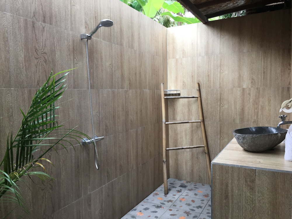 Bintang Bungalow 29/61