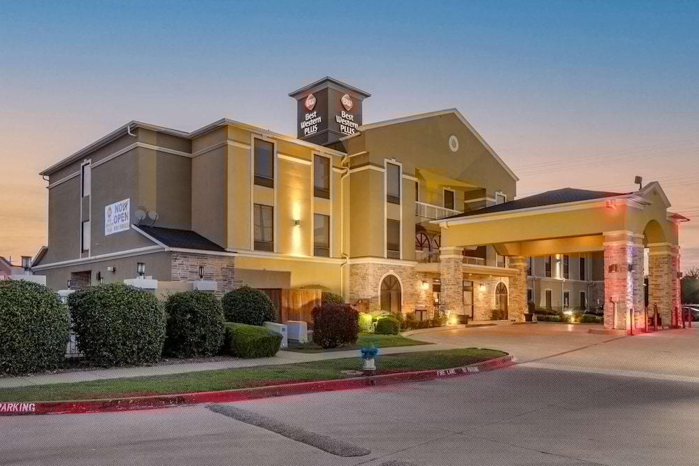 Best Western Plus Mckinney Inn & Suites 1/37