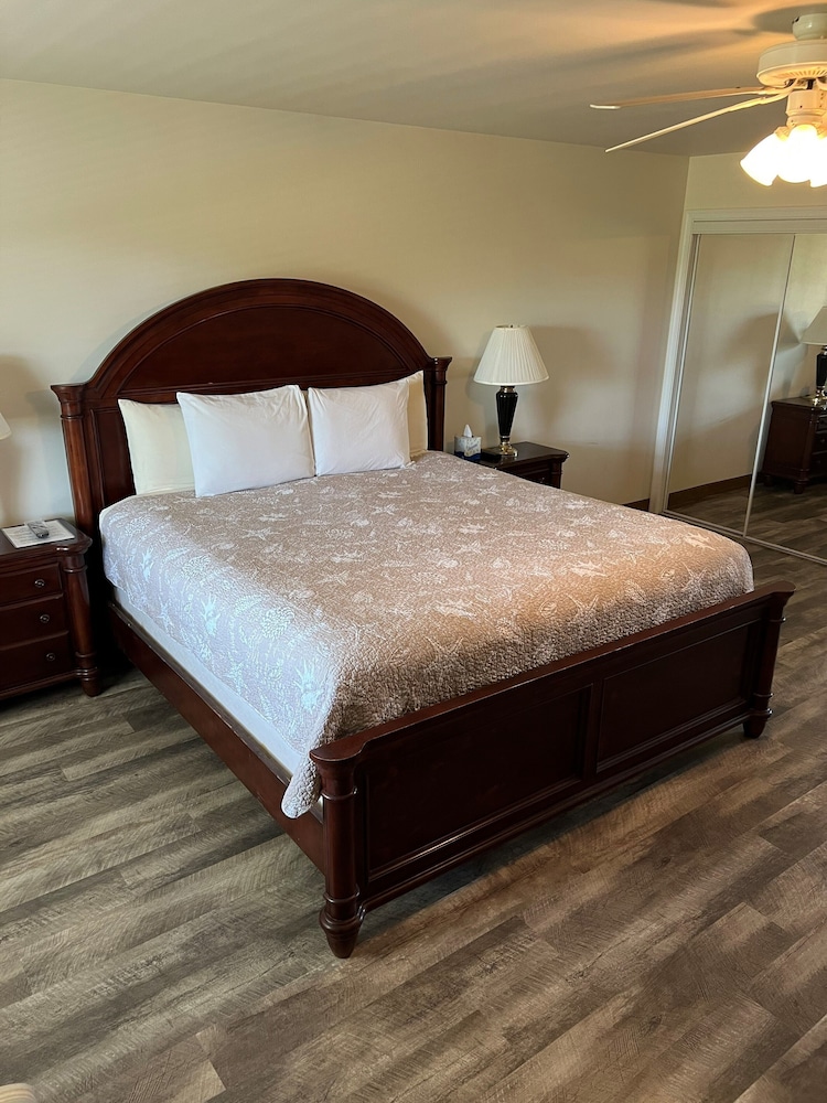 Shore Stay Suites 2/22
