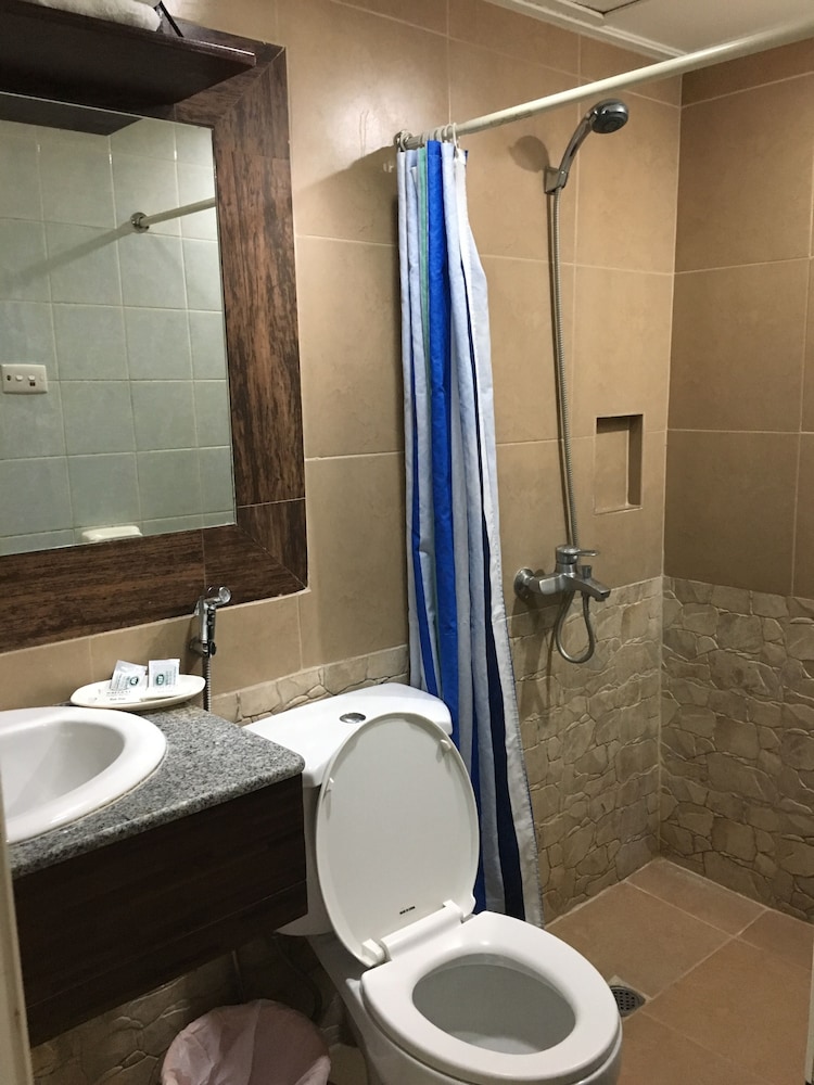 Wregent Plaza Hotel 12/55