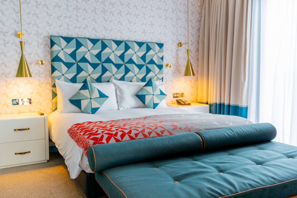غرفة بسرير كينج، Hilton Bournemouth 15/20