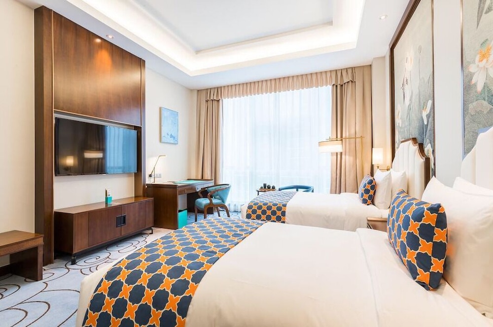 Junluxe Meizhou Island Iecc 14/43