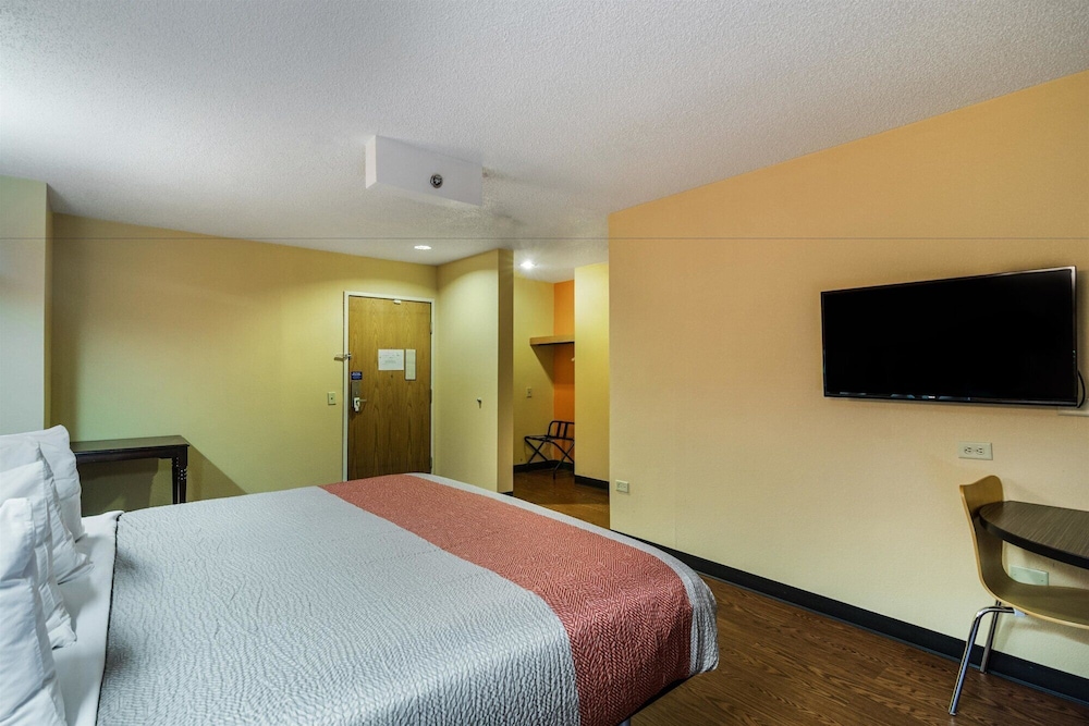 Motel6 Libertyville, IL 21/50