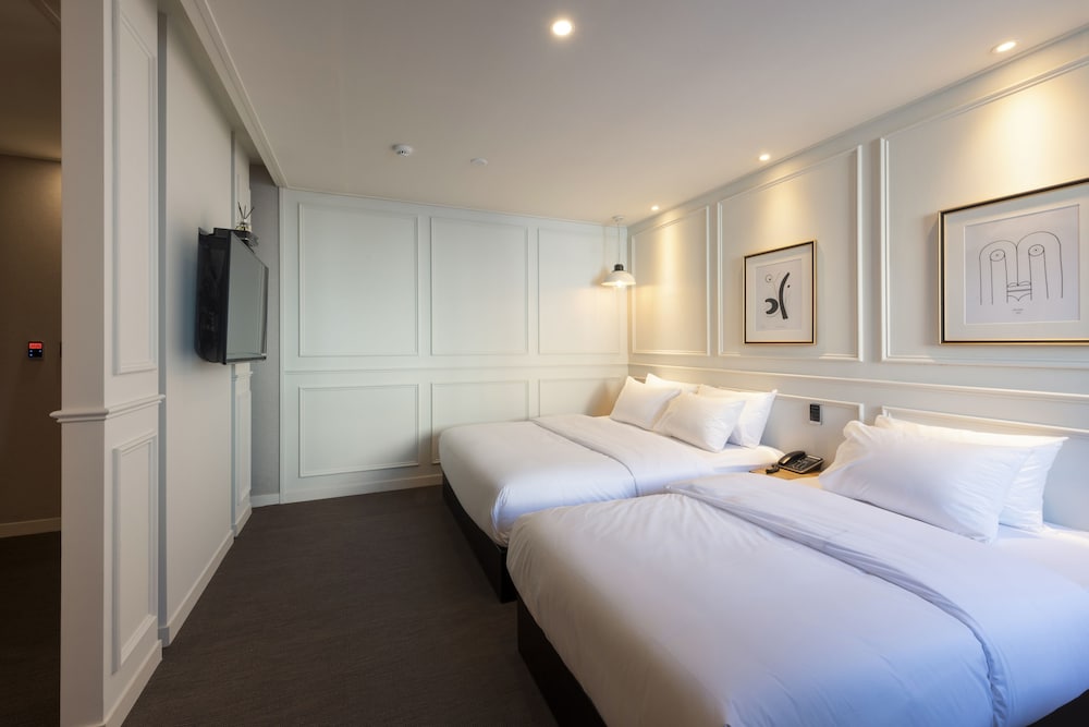 No.25 Hotel Nampo Daecheong 20/54