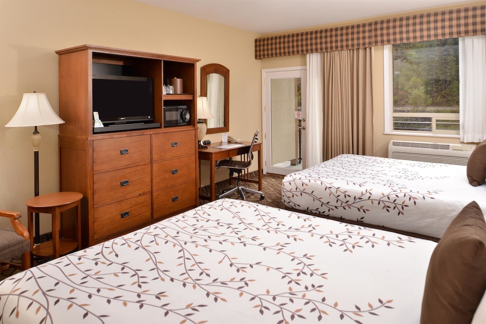 Best Western Lodge At River's Edge 11/43