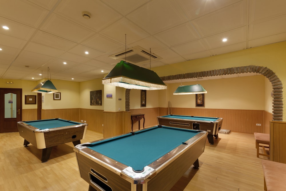 Crown Resorts Club Marbella 23/50