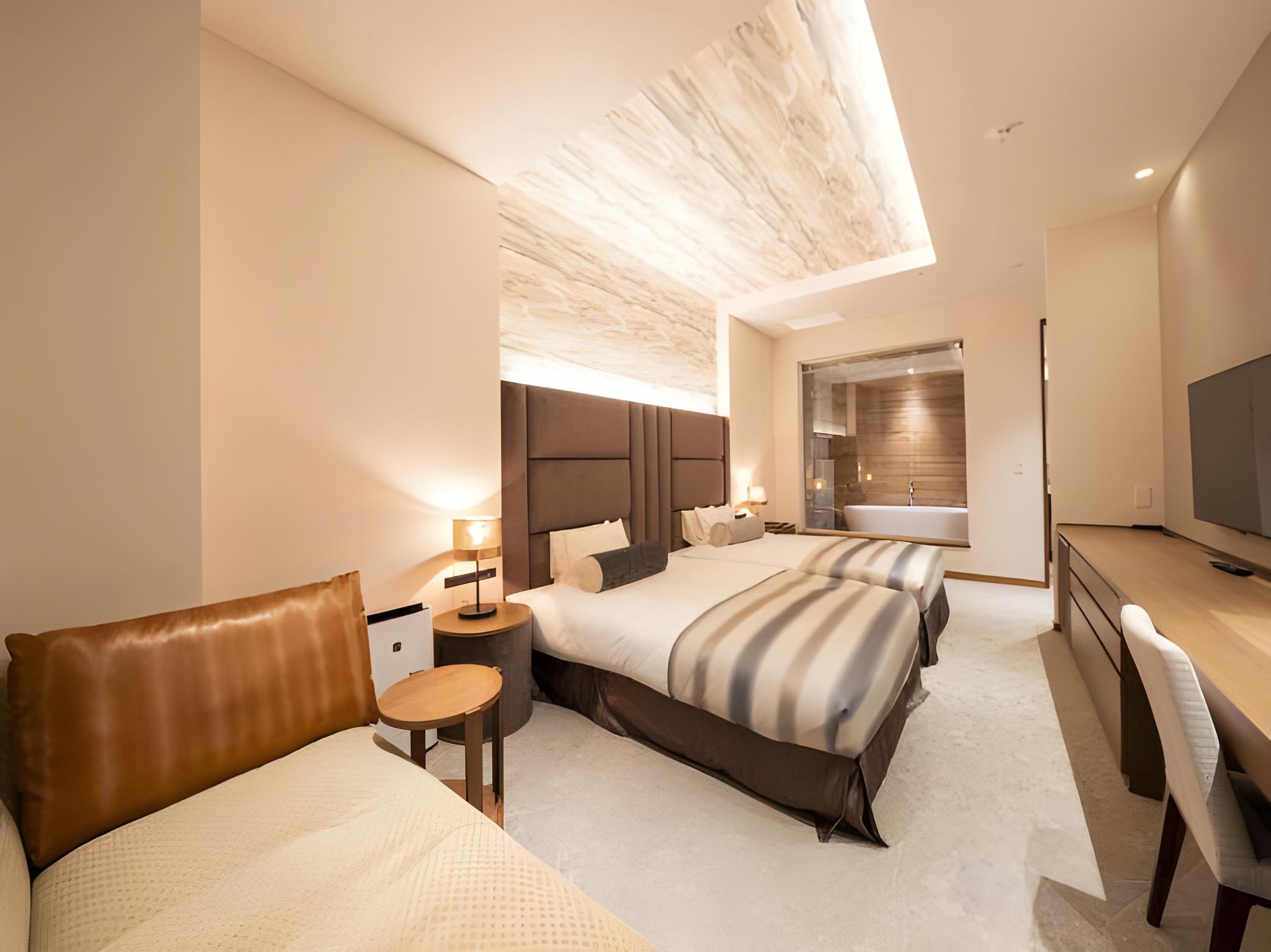 Semi Room, Royal, Suite, 2 Semi Double Beds