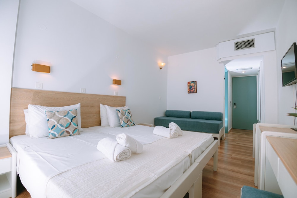 Santa Marina Unique Hotel 16/50
