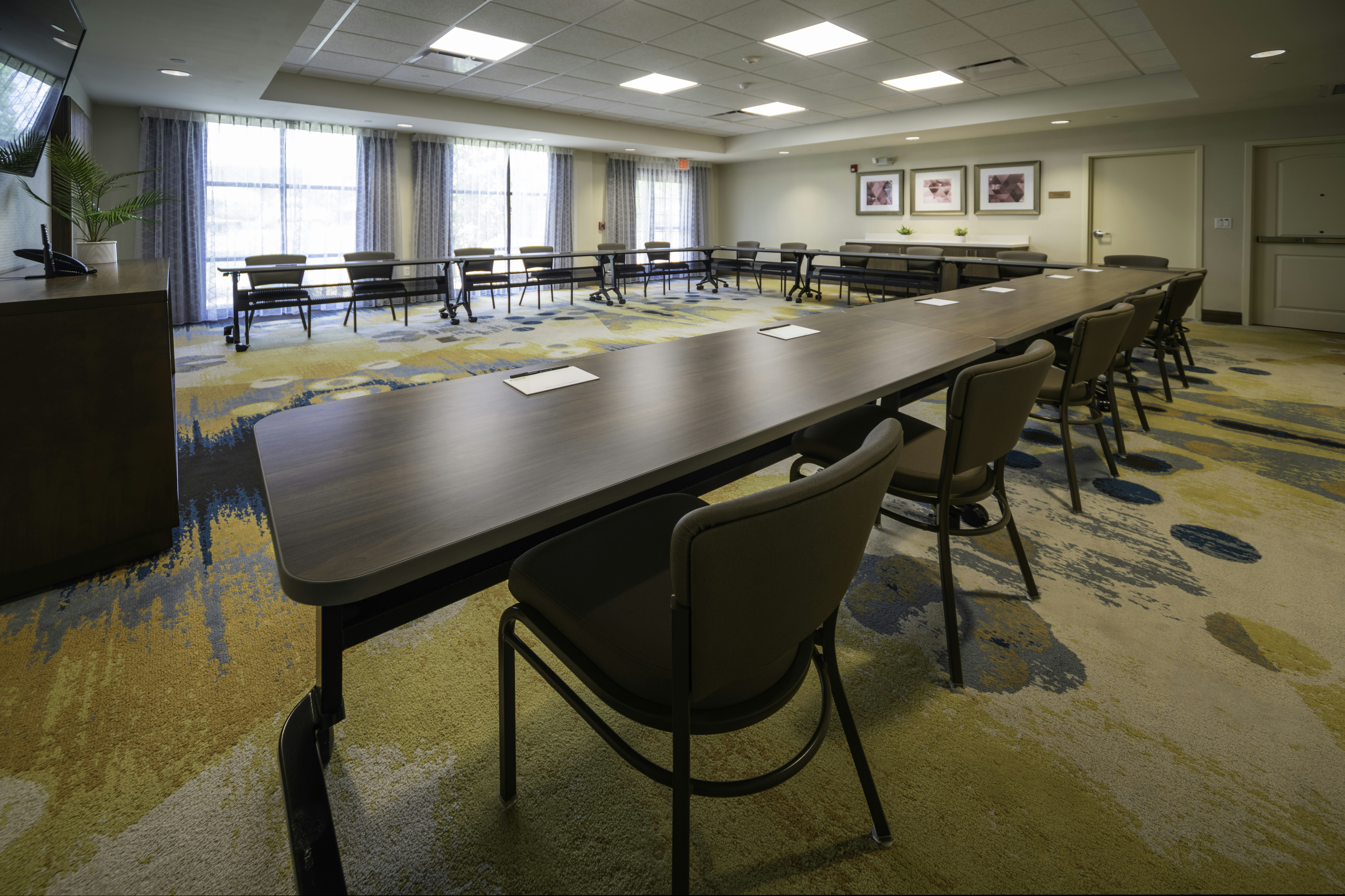 Staybridge Suites Summerville 29/48